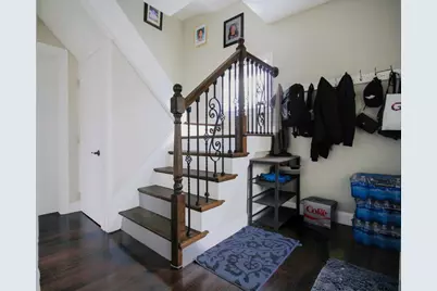 7 Prospect St, Everett, MA 02149 - Photo 5