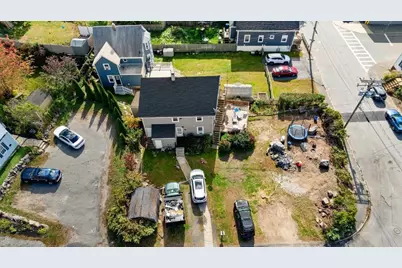 35-37 Sargent St, Gloucester, MA 01930 - Photo 13