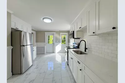 19 Agnes St, Springfield, MA 01118 - Photo 9