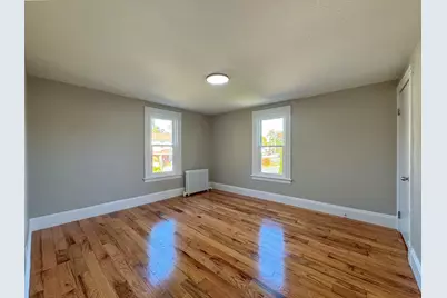 19 Agnes St, Springfield, MA 01118 - Photo 33