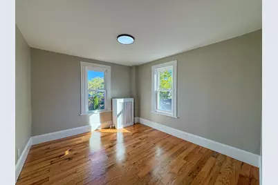 19 Agnes St, Springfield, MA 01118 - Photo 31