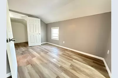 111 Marlborough St, Springfield, MA 01109 - Photo 3