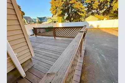 121 Empire St, Lynn, MA 01902 - Photo 17