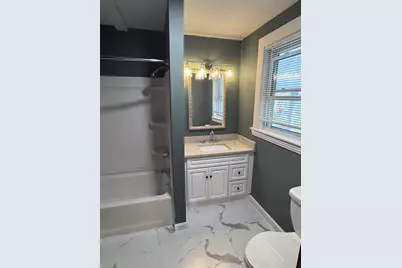 8 Harding St #B, Grafton, MA 01560 - Photo 11