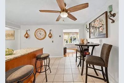 366 Mendon Rd, North Attleboro, MA 02760 - Photo 9