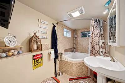 366 Mendon Rd, North Attleboro, MA 02760 - Photo 21