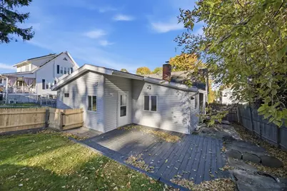 58 Glezen St, Worcester, MA 01604 - Photo 25