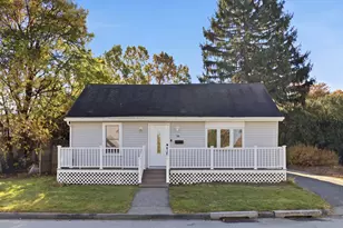 58 Glezen St, Worcester, MA 01604 - Photo 1