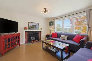 17 Arrowhead Rd, Bellingham, MA 02019 - Photo 5
