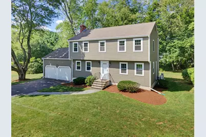 4 Lewis Drive, Medway, MA 02053 - Photo 3