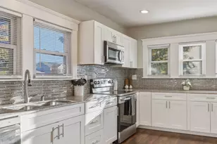 1502 Bay St, Springfield, MA 01109 - Photo 1