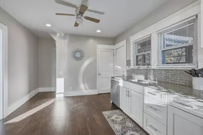 1502 Bay St, Springfield, MA 01109 - Photo 3