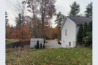1375 Green, Gardner, MA 01440 - Photo 25