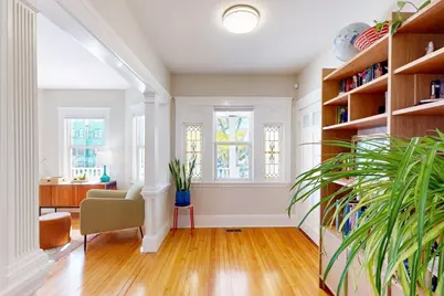 371 Broadway #1, Somerville, MA 02145 - Photo 5