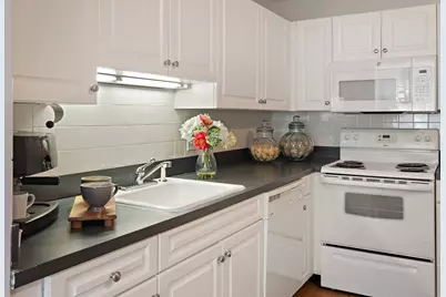 326 Broadway Street #11, Somerville, MA 02145 - Photo 9