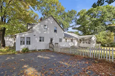 39 Cady St, Billerica, MA 01821 - Photo 3
