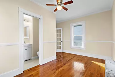 35 Seventh St, Lowell, MA 01850 - Photo 9