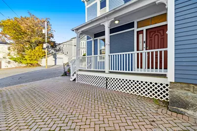 35 Seventh St, Lowell, MA 01850 - Photo 3