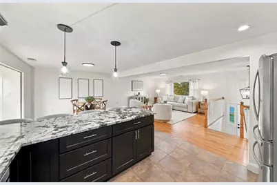 60 Oneida St, Methuen, MA 01844 - Photo 17