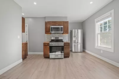 70 Boylston #2, Lowell, MA 01852 - Photo 7