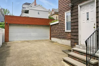 246 School St, Somerville, MA 02145 - Photo 5