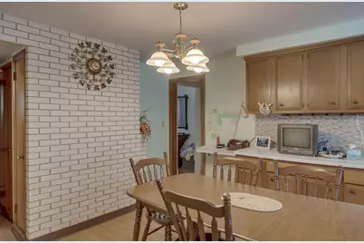 246 School St, Somerville, MA 02145 - Photo 17