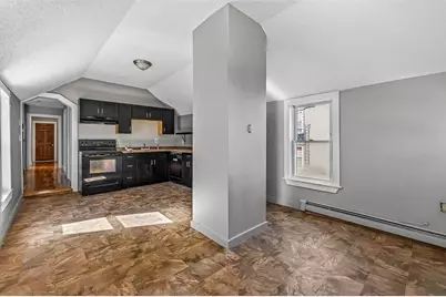 16 Walnut St, Taunton, MA 02780 - Photo 5