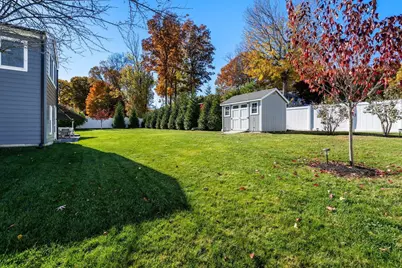 72 Yarmouth Rd, Norwood, MA 02062 - Photo 29