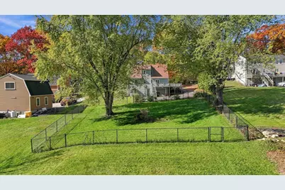 25 Wallace Rd, Sturbridge, MA 01566 - Photo 29