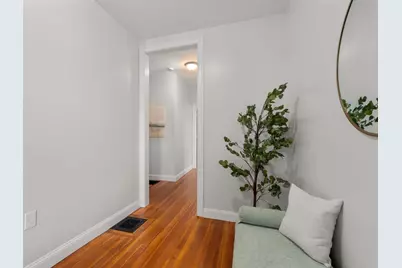 121 Highland Rd #1, Somerville, MA 02144 - Photo 3