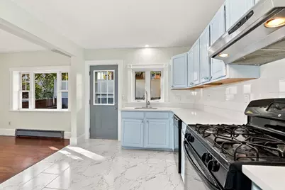 105 Reed Ave, Everett, MA 02149 - Photo 3