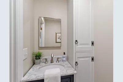121 Waterford St, Gardner, MA 01440 - Photo 15