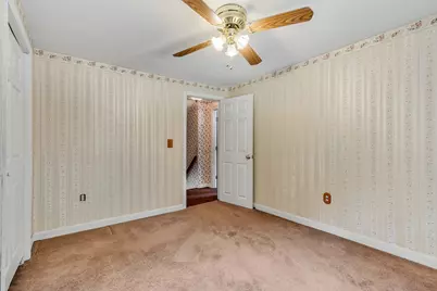 50 Hartford Ave E, Mendon, MA 01756 - Photo 27