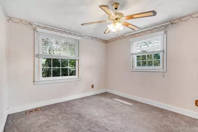 50 Hartford Ave E, Mendon, MA 01756 - Photo 19
