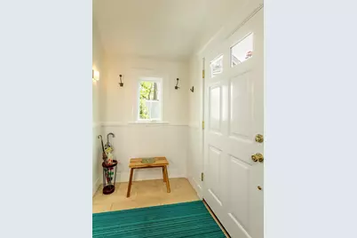 7 Camden Place, Cambridge, MA 02138 - Photo 5