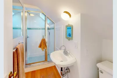 7 Camden Place, Cambridge, MA 02138 - Photo 33