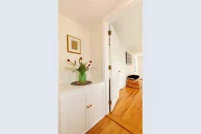 7 Camden Place, Cambridge, MA 02138 - Photo 23
