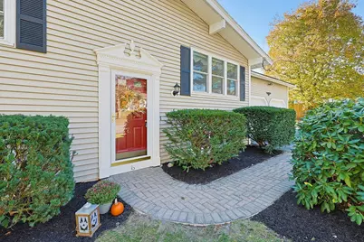 16 Meryl St, Medway, MA 02053 - Photo 3