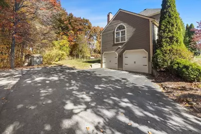 43 Tipperary Dr, Northbridge, MA 01588 - Photo 31