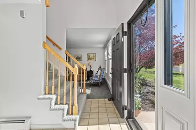 43 Tipperary Dr, Northbridge, MA 01588 - Photo 3