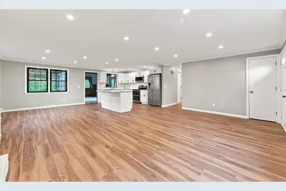 1970 Allen Street, Springfield, MA 01118 - Photo 3
