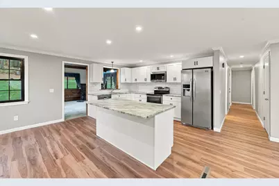 1970 Allen Street, Springfield, MA 01118 - Photo 9