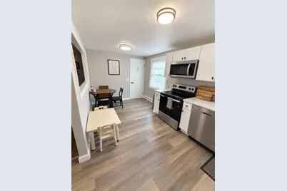 207 Overland St, Springfield, MA 01118 - Photo 13