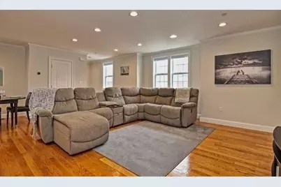 186 Bradford #B, Everett, MA 02149 - Photo 9