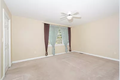 8 Logan Path, Grafton, MA 01536 - Photo 19