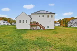 23 Clearview St, Grafton, MA 01519 - Photo 5