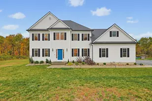 23 Clearview St, Grafton, MA 01519 - Photo 1