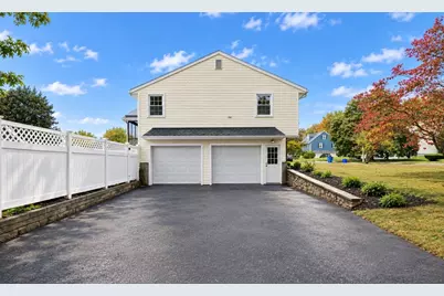 31 Towne Crest Drive, Stoneham, MA 02180 - Photo 5