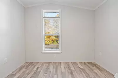 519 E. River St, Orange, MA 01364 - Photo 15