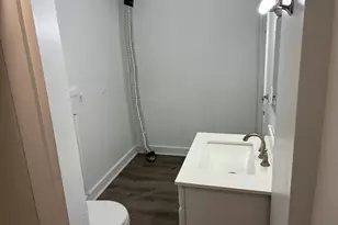 86 Pleasant St, Leominster, MA 01453 - Photo 9